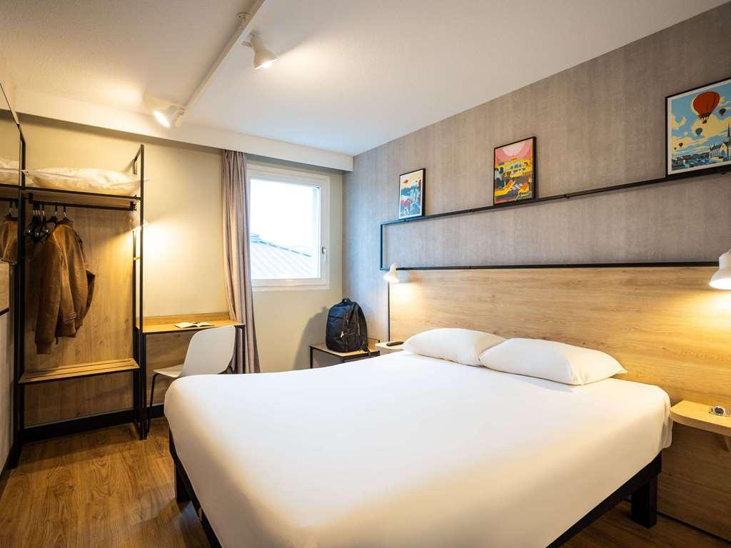 ホテル Ibis Angouleme Nord シャンプニエ 部屋 写真
