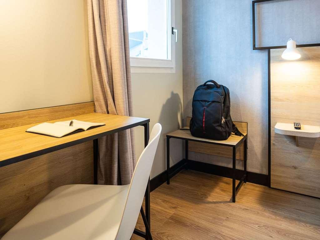 ホテル Ibis Angouleme Nord シャンプニエ 部屋 写真