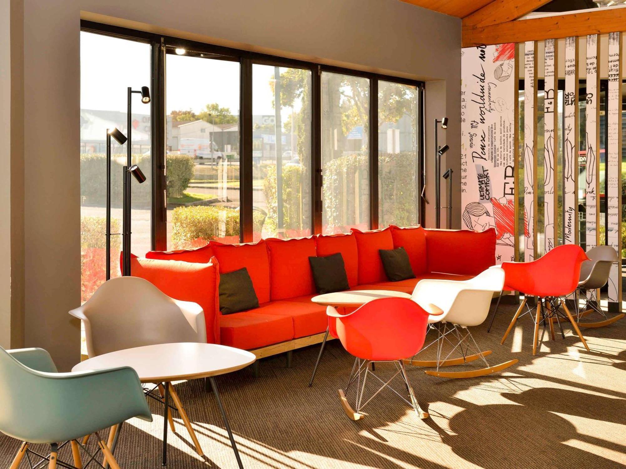 ホテル Ibis Angouleme Nord シャンプニエ エクステリア 写真