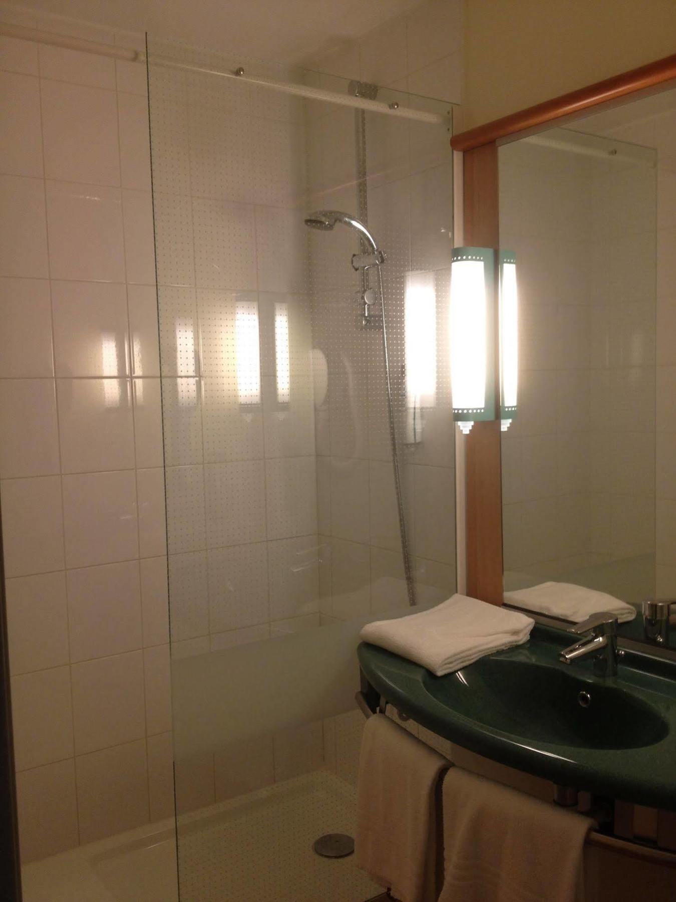 ホテル Ibis Angouleme Nord シャンプニエ エクステリア 写真
